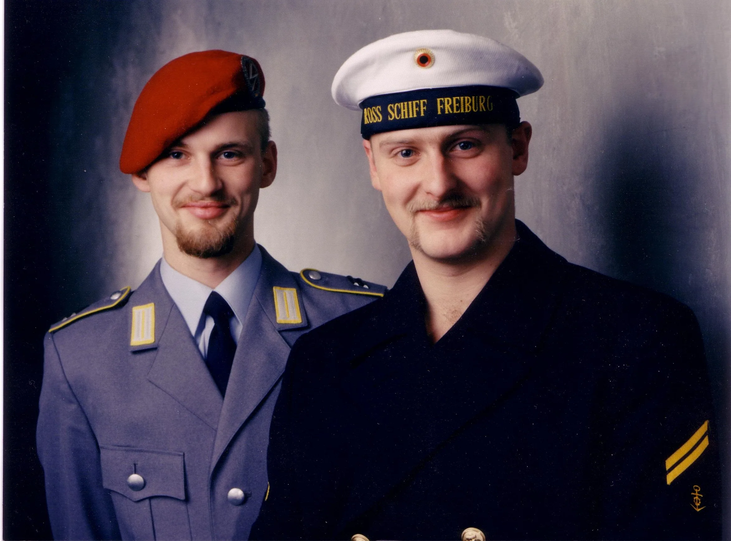 Sascha Oertel — Bundesmarine, Ross Schiff Freiburg